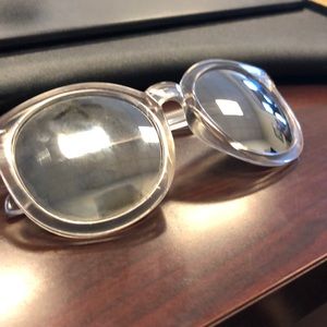 Meet your Posher, Holly